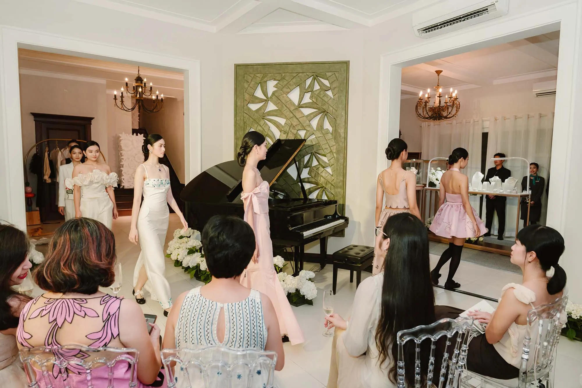 Show diễn trong không gian sang trọng