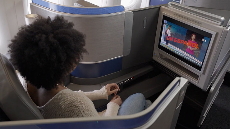 United Airlines cất cánh với mạng lưới truyền thông đầu tiên trong ngành hàng không-1