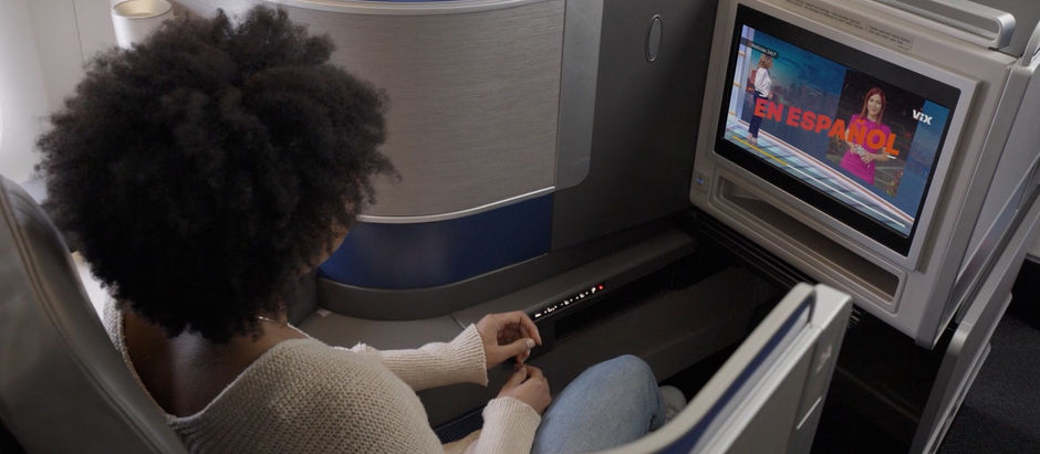 United Airlines cất cánh với mạng lưới truyền thông đầu tiên trong ngành hàng không